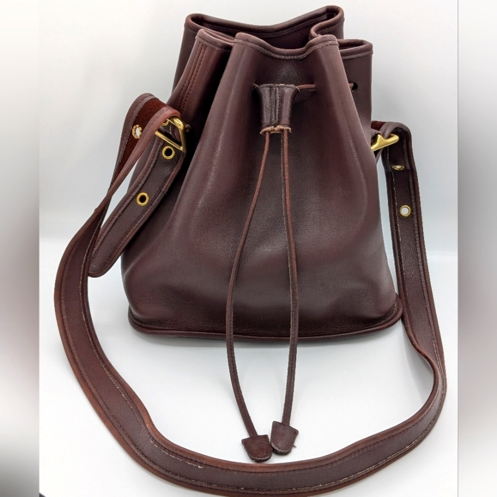 Coach Lula's Legacy Leather Bucket Handbag G6D- 9952 made in USA 1996 1990s